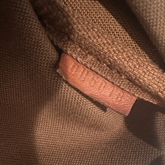 Louis Vuitton Monogram Crossbody Bag - Picture 8 of 16